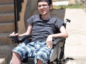 Dersimli genç Türkiye’nin Stephan Hawking’i olma yolunda