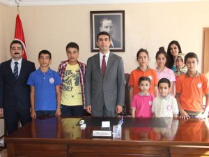 Çemişgezek Kaymakamı Kazez, “Başarıyı bu yıl daha üst seviyelere taşıyacağız”