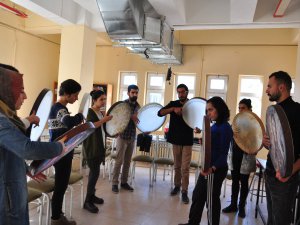 Gençlik Kültür Merkezi'nde kurslar devam ediyor