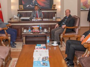 HEGEM Vakfı, Vali Kaymak’ı ziyaret etti