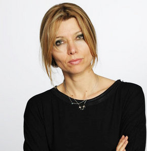 Elif Şafak 'kadına şiddet'i yazdı