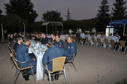 Vali Taşkesen’den Şehit Aileleri ve Gazilere İftar Yemeği