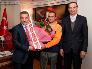 AFAD Ekibinden Vali Kaymak’a ziyaret