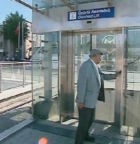 Özürlü asansörüne 'sağlıklı insan' engeli VİDEO