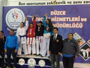 Karateciler Türkiye Üçüncüsü Oldu