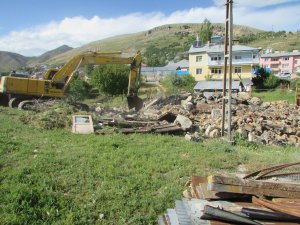 Hozat’ta afetzedelere konut yapılacak