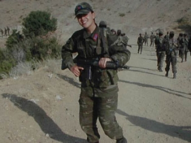 Kadın asker şehit oldu