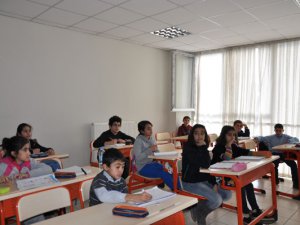 Dersim Belediyesi’nden kırmancki kursu