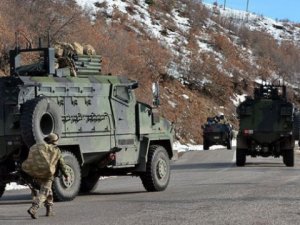 Çemişgezek'te çatışma:2 asker yaralı