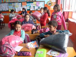 Tunceli Belediyesinden Giysi Yardımı