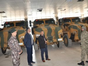 Vali Kaymak, yeni alınan zırhlı araçları inceledi