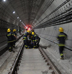 Çin'de metronun güvenliği tartışılıyor