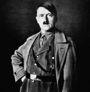 Hitler'in eşyaları satılık! GALERİ