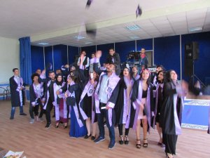 Hozat’ta mezuniyet töreni heyecanı