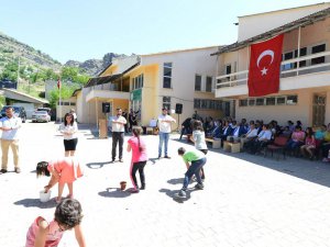 Dersim’de 9 Bin 836 Öğrenci Karne Aldı