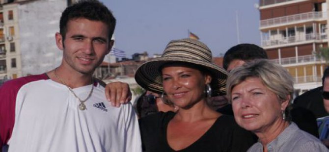 Dersimli tenisçi gençler, Hülya Avşar'dan destek istedi