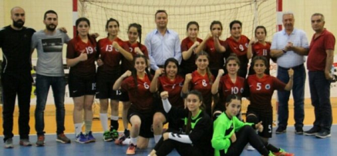Hentbol takımı 2.Lige yükseldi