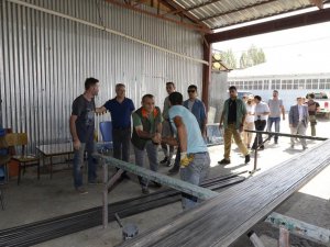 Vali Sonel, sanayi sitesi esnafını ziyaret etti