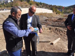 Vali Sonel, kentteki çalışmaları inceledi