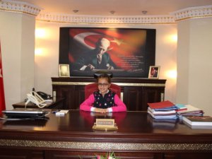 Dün istedi, bugün Vali oldu