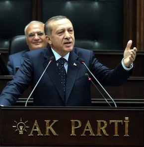Türk siyasetinin karanlık yüzüyle yüzleşmek bize düştü