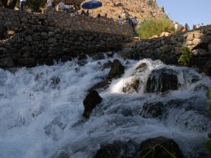 ‘Munzur Gözeleri Peyzaj Projesi’ne tepki: Gözeler Alevi inancının kutsalıdır