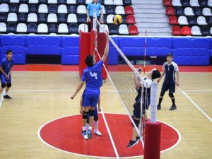 Voleybol grup müsabakaları tamamlandı