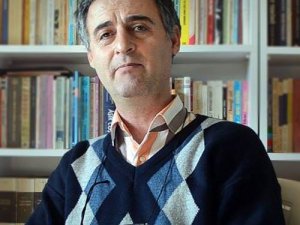Vecihi Timuroğlu kütüphanesi Ankara’ya taşınacak