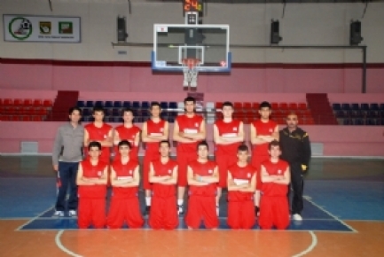 Basketbolcularımız haftayı galibiyetle tamamladı