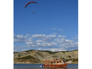 Dersim’de yamaç paraşütü heyecanı