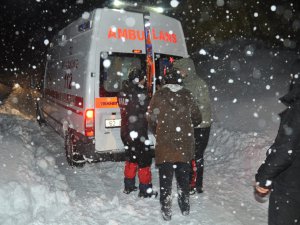 Pülümür ve Ovacık’ta mahsur kalan vatandaşlar kurtarıldı