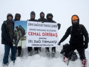 Öğretim görevlisi anısına Zel dağına tırmandılar