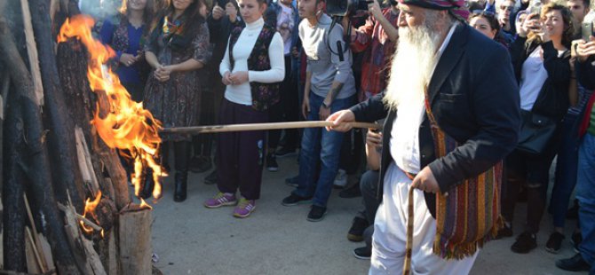 Dersim’de Newroz coşkuyla kutlandı