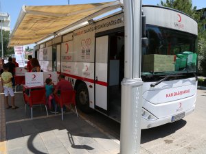 Minik Nehir ile ihtiyaç sahipleri için kan ve kök hücre bağışı