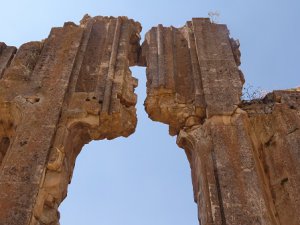 Tarihi kilise restorasyon bekliyor VİDEO