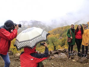 Sonbahar renkleriyle büyüleyen Dersim’e fotoğrafçı ilgisi