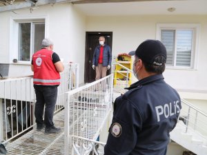 "Vefa" ekibini aradı, 10 bin TL bağış yaptı