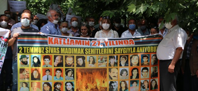 Sivas’ta katledilenler anıldı