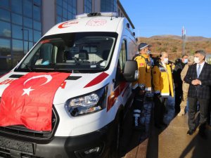 4 yeni ambulans hizmete girdi