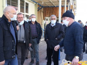 HDP’liler Ovacık esnafını ziyaret edip, Munzur Gözeleri’ne gitti