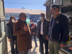 HDPli vekiller Dersim’de esnafı ziyaret etti