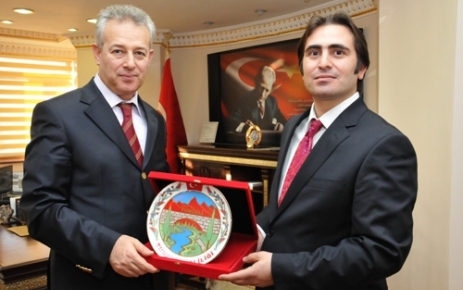 Hakim Fatih Acar Veda Ziyaretinde Bulundu