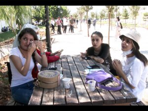 Sokakta kalan öğrenciler barınma sorununun çözülmesini istiyor VİDEO