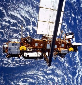Çin uzaya yüzden fazla uydu fırlatacak