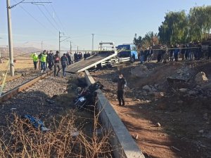 Adıyaman’da tren kazası: 2 ölü