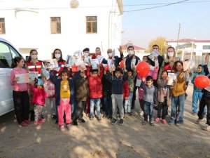 Elazığ'da jandarmadan 20 Kasım Dünya Çocuk Hakları Gününde anlamlı etkinlik