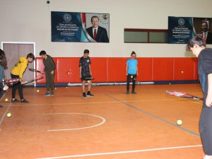 Genç tenisçiler Doğu Ligi’ne hazırlanıyor