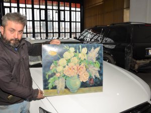 Eskici pazarından aldığı tablodaki saç telinin Van Gogh'a ait olduğunu iddia etti