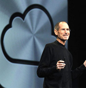 Steve Jobs bulutla döndü!