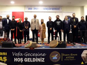 İpekyolu'nda Neşet Ertaş için vefa gecesi